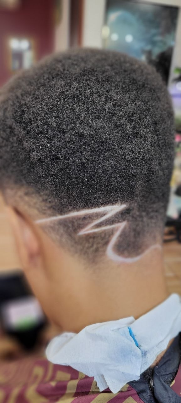 Xcalibur Cuts haircut