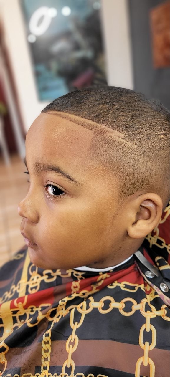 Xcalibur Cuts haircut