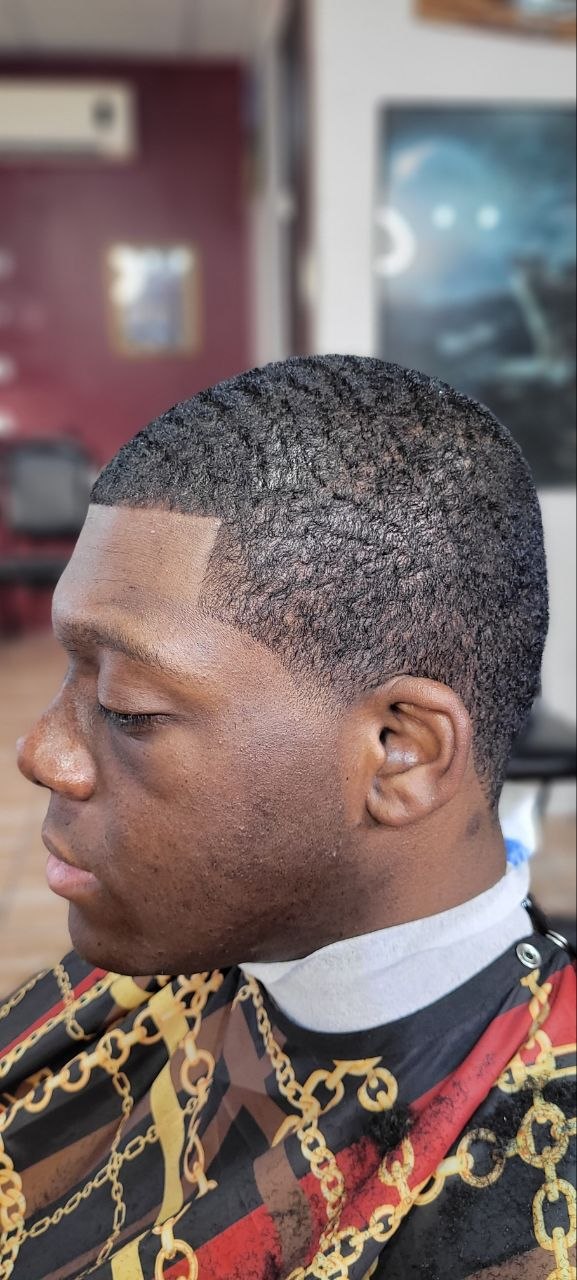 Xcalibur Cuts haircut