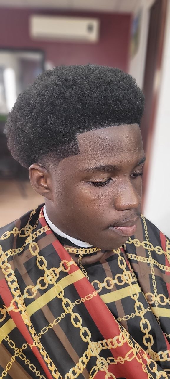 Xcalibur Cuts haircut